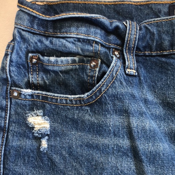 Gap | women’s distressed denim Bermuda shorts size 2/26. - Picture 5 of 13